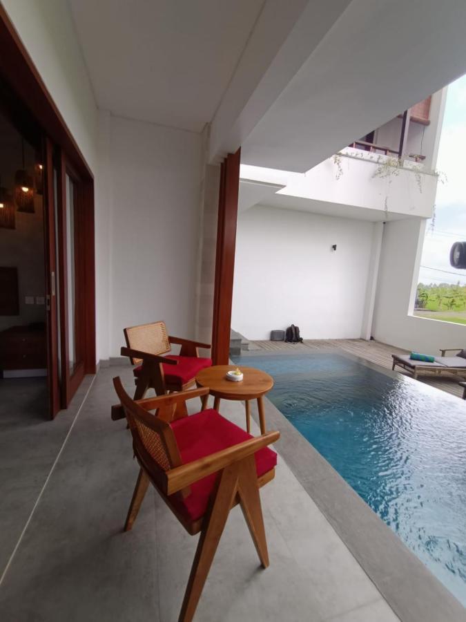 The Kd Suites & Coffee Shop Munggu Екстериор снимка